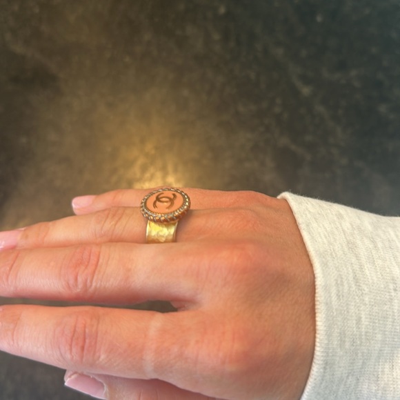 Chanel ring- size 7 - Picture 3 of 4